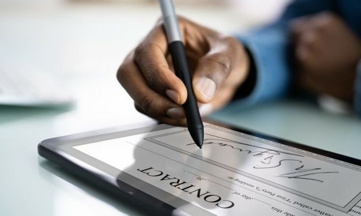 Paperless moving contract signed digitally